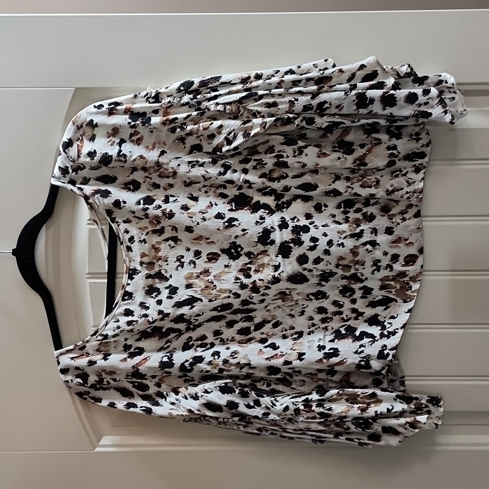 Olivaceous Top